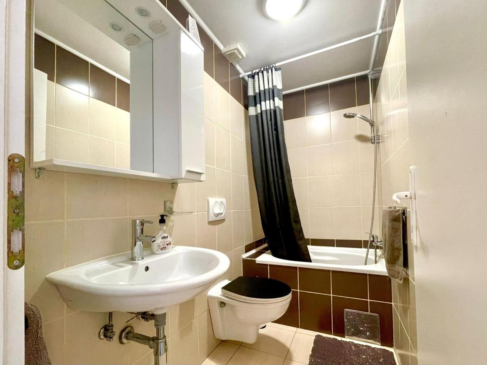 Apartmani Mauro Sa Terasom ซริกเวนิซา ภายนอก รูปภาพ